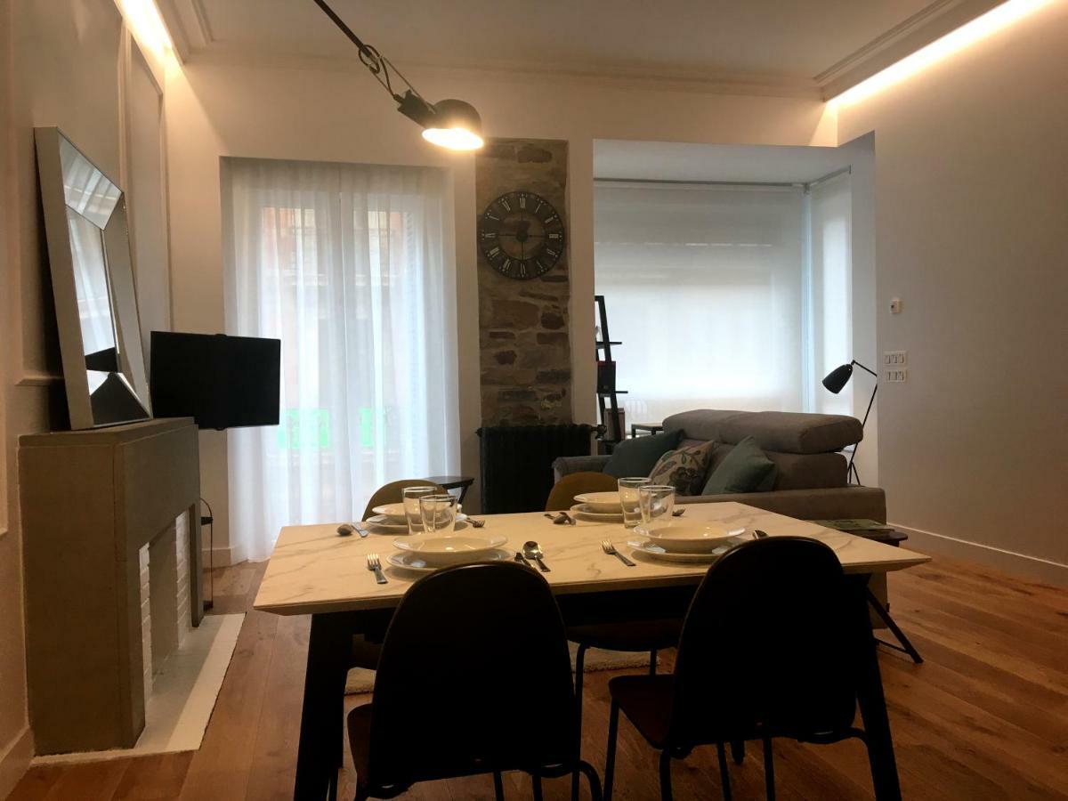 Appartement Hondarribi, Lujoso Apartamento En El Centro. à Saint-Sébastien Extérieur photo